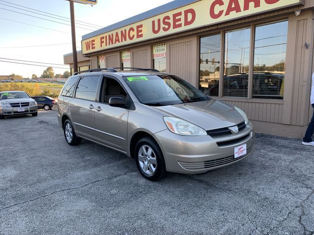 2004 Toyota Sienna