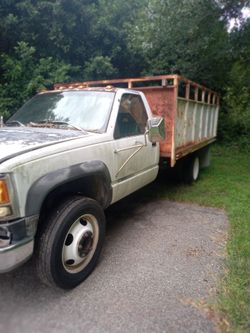 1993 chevy 3500HD