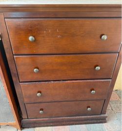 4-Drawer Wood Dresser Chest