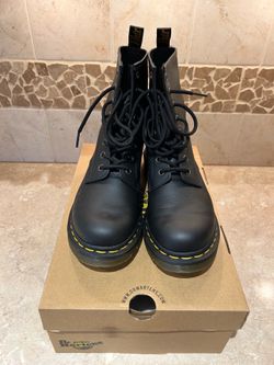 Women’s Doc Martin boots
