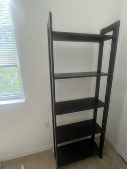 Bookshelf/Mirror includes