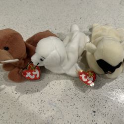 Large collection Of Beanie Babies - 500 