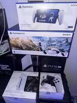 PlayStation 5 Pro 4TB w/ Disk Drive, VR2 Bundle
