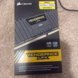 Corsair Vengeance  LPX DDR4 32GB 3600MHz