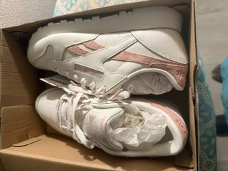 9 1/2 Reebok New