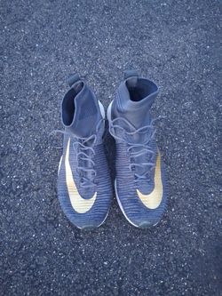 NIKE Size 12