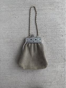 Vintage Whiting & Davis Silver Tone Mesh Evening Bag Purse Kiss Lock 1970s 1980s