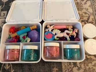 Unicorn and mermaid sensory kits, preloved condition. Pet and smoke free home. Pick up Oviedo.