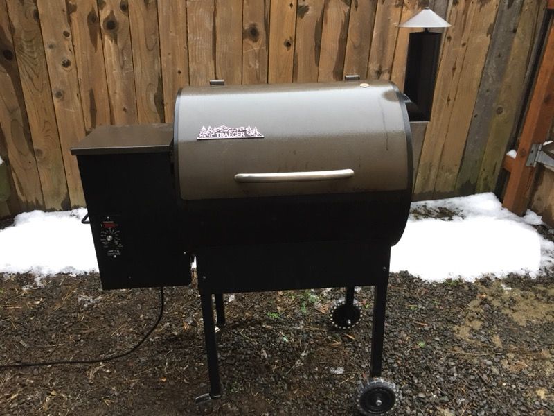 Traeger Lil Tex Elite Pellet grill.