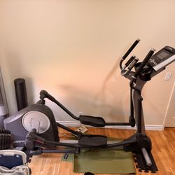 Life Fitness X5 Elliptical 