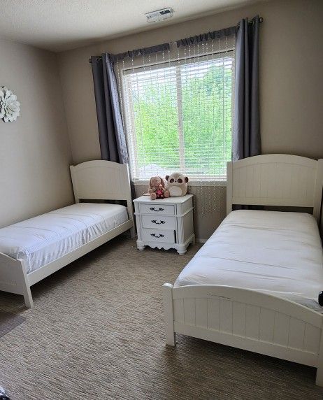 Twin Beds