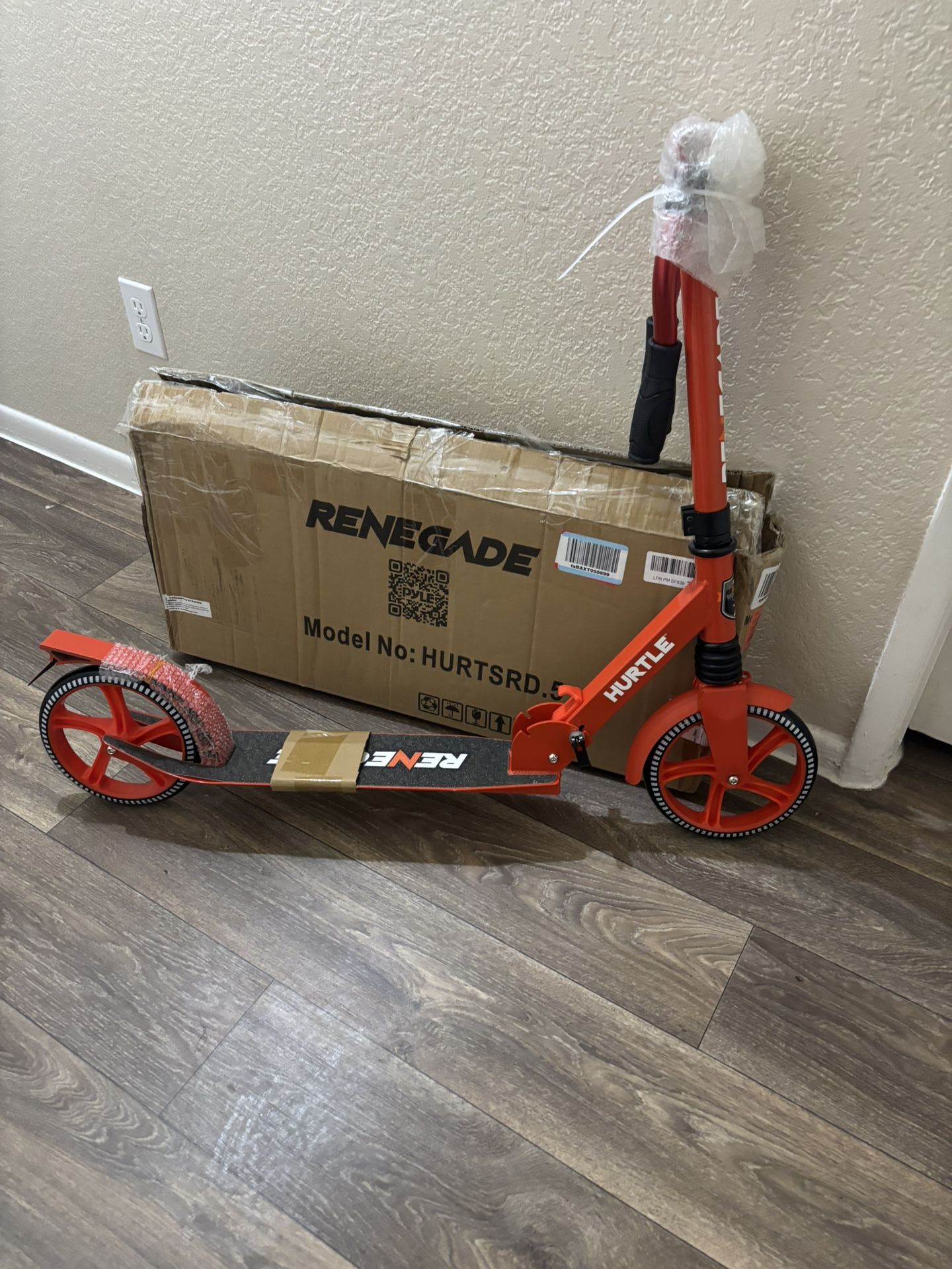 Hurtle Renegade HURTSRD.5 Lightweight Foldable Teen and Adult Adjustable Ride On 2 Wheel Transportation Commuter Kick Scooter, Red (2 Pack)