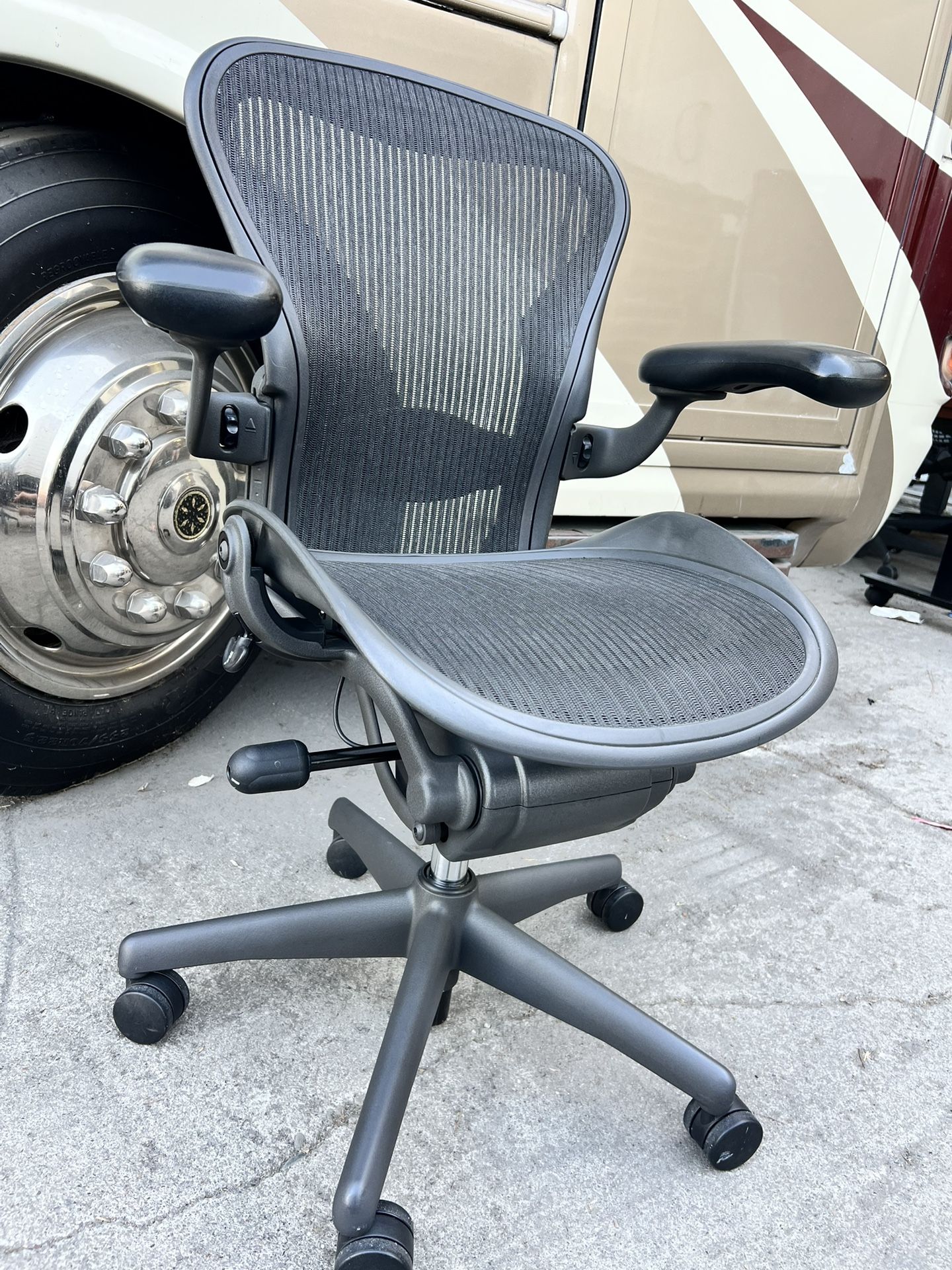 Small size A Herman Miller Aeron chair 