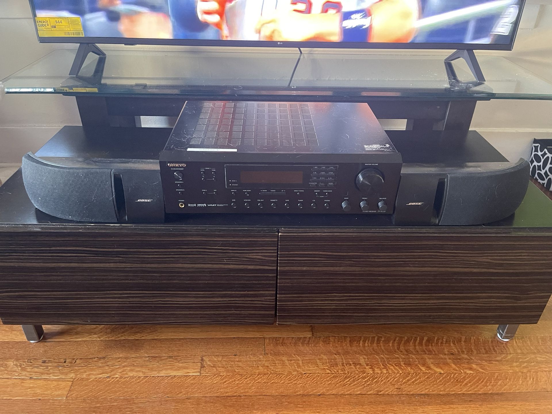 Onkyo stereo reciever/w Bose Speakers 