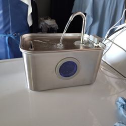 Fuente De Agua Para Perros Y  gatos