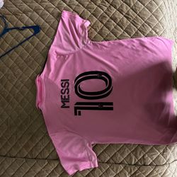Inter Miami Messi shirt Size XL fits Large too.