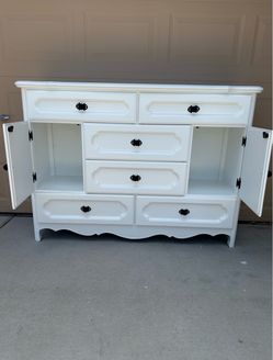 White 6 Drawers
