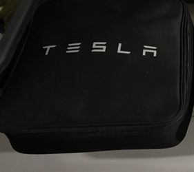 Tesla Mobile Connector Charging