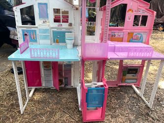 Barbie doll house