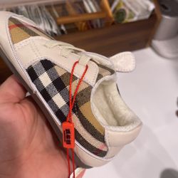  Fleece Warm House Shoes For Children Toddlers First Walker Keep Warm Little Feets With this Stylish Soft Sole Crib Playground Elastic Lace Shoes Wide