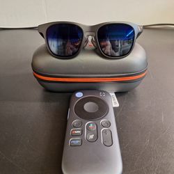 VITURE PRO XR TV/GAMING GLASSES +RAYNEO CONTROLLER 
