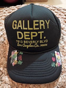 Black paint drip gallery trucker hat
