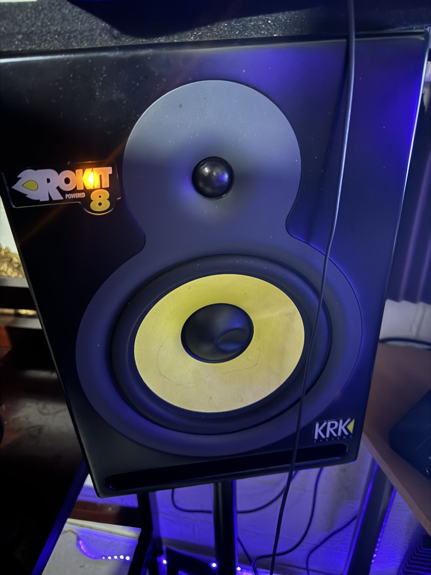 Exclusive Expert Studio Equipment