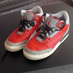 4.5 Nike Jordans
