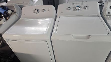 Great working super capacity GE washer and dryer set