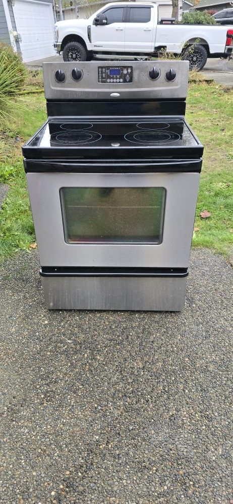 Whirlpool Stove 30w) I Can Help You With Free Delivery Within 10 Miles Distance