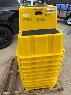 DPI Step Stool: 2 Steps, 1.7 ft Overall Ht, 500 lb Load Cap, Plastic, 1.7 ft Standing Ht