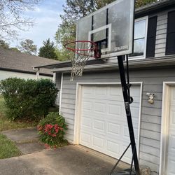 Adjustable basketball court.
