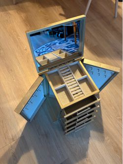 Williams Sonoma Jewelry Box