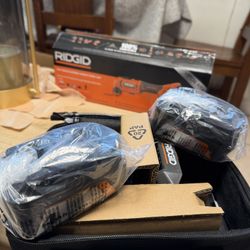 Ridgid 2x 4Ah Battery Kit and Charger 