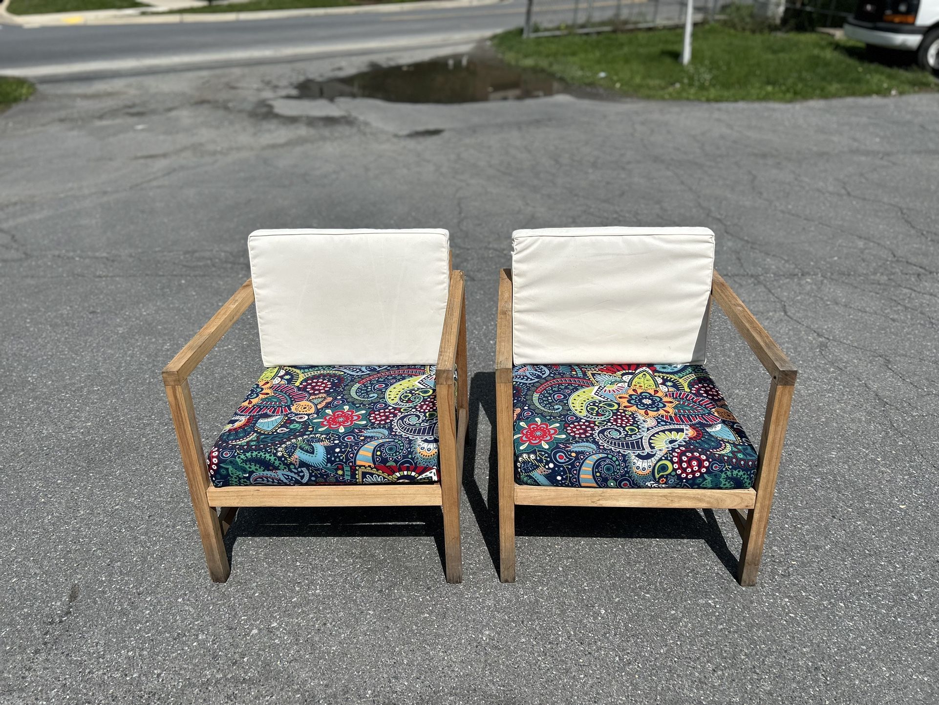 Beautiful Pair of Teak Chairs *
