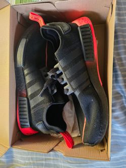 Adidas NmD R1 X Star Wars Darth Vader Preowned Size 11.5 FW2282