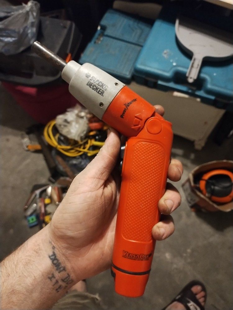Black & Decker VP750 VersaPak 3.6-Volt PivotDriver Cordless Two-Position Screwdriver