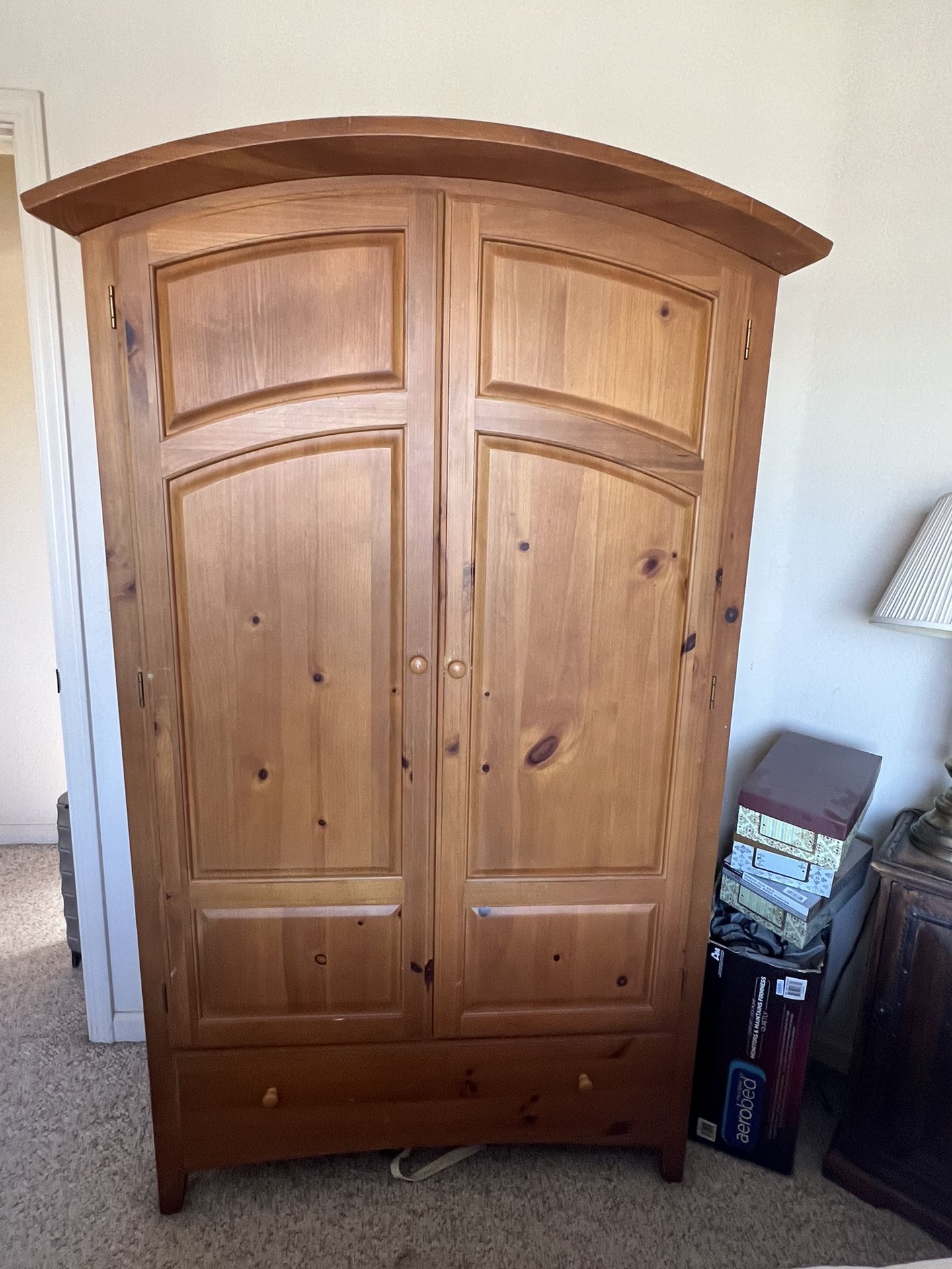 Thomasville Armoire