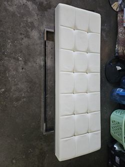 Leader Bench Very Good Condition