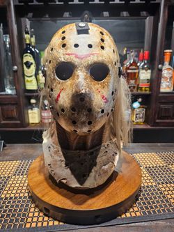 Lifesize bust jason vorhees friday the 13th