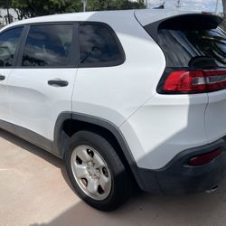 🚗 Jeep Cherokee 2015 – Excelente estado