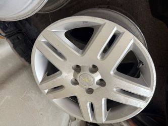 17 inch impala rim (1)