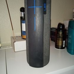 Megaboom Bluetooth Speaker  By Ue
