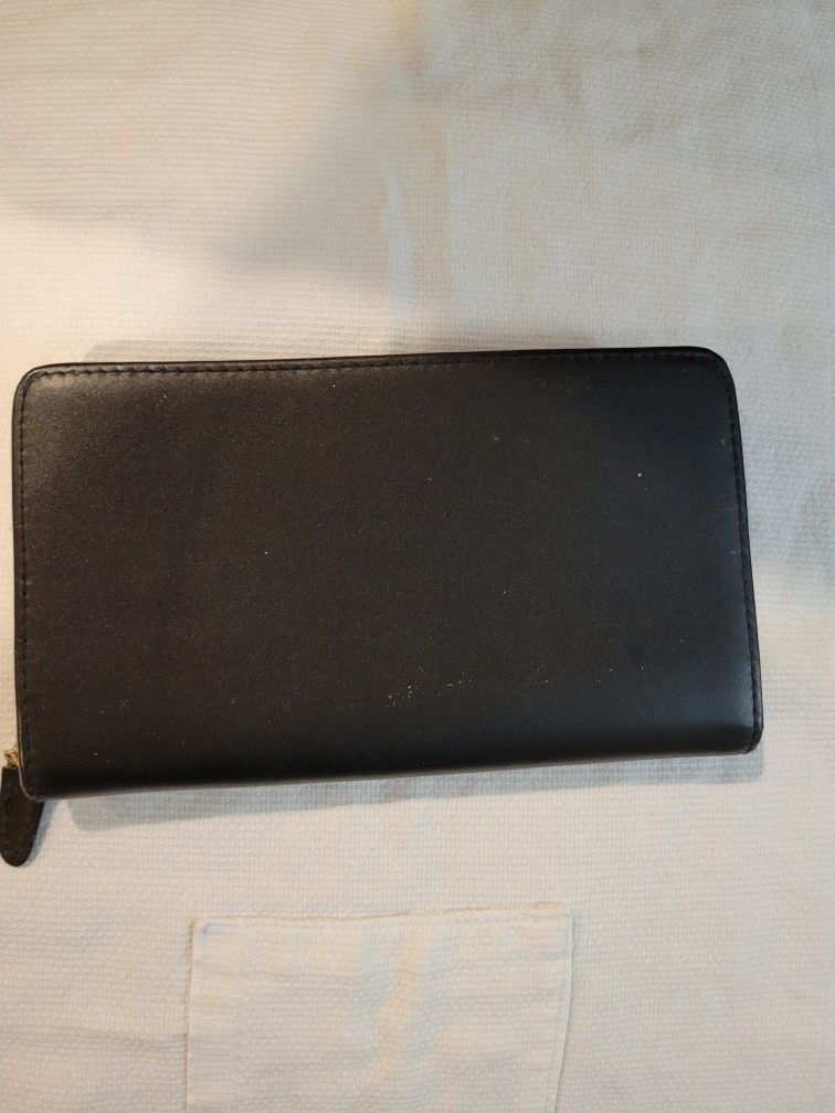 Leather Zippered Wallet