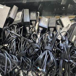 Hp, Lenovo, Dell, Acer, Apple, Universal Used Or New Laptop Chargers/ Adapter 