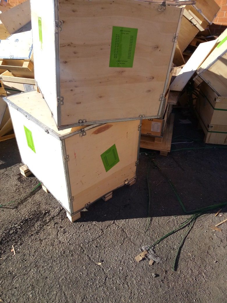 Crates