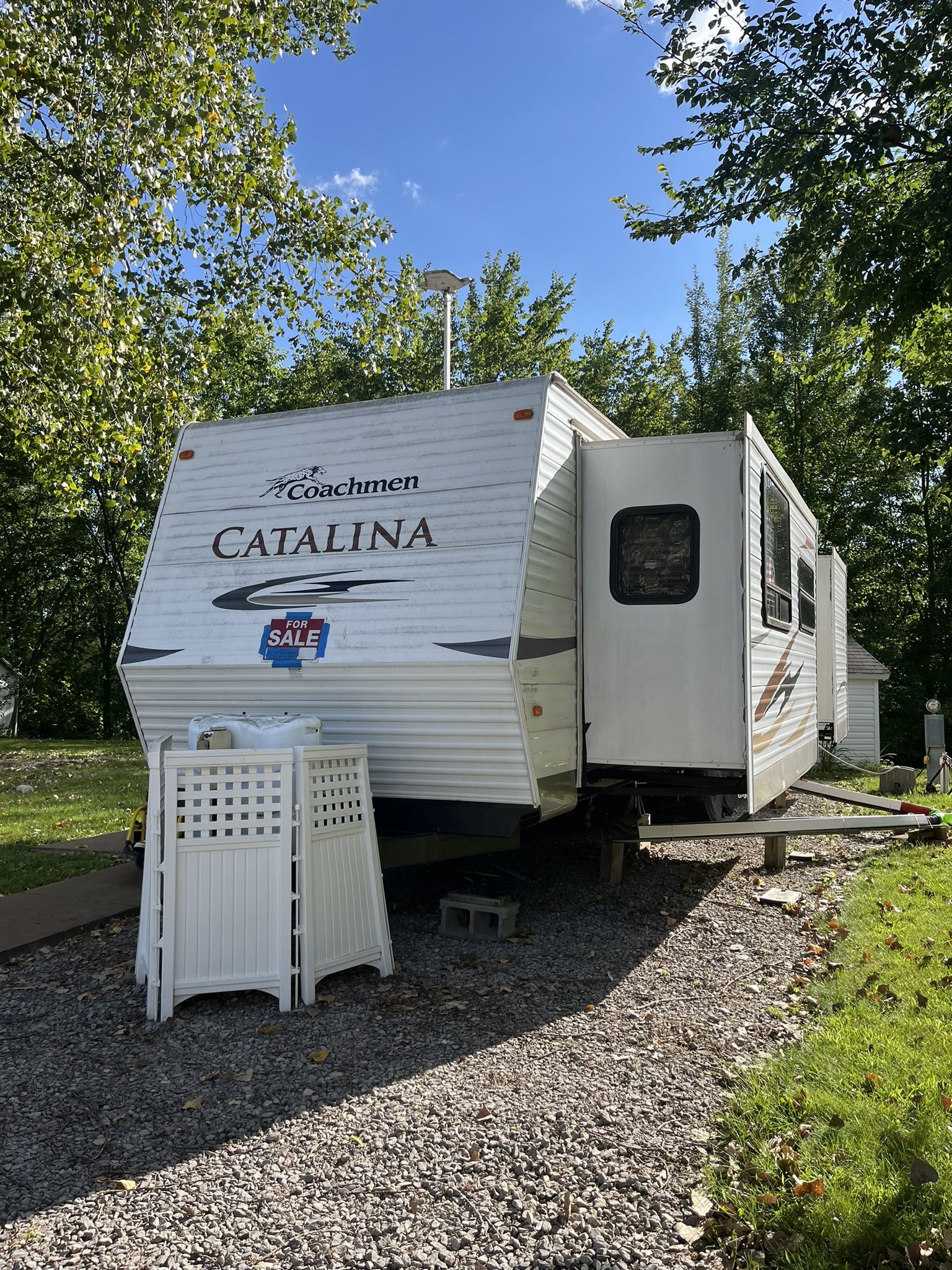 Coachman, Catalina travel trailer