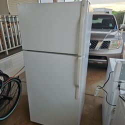 GE refrigerator