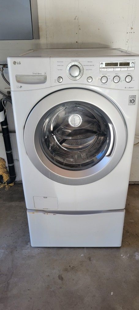 LG washer And Dryer