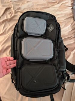 Veria Black Traveling Backpack (Like New)
